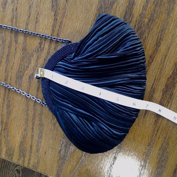 Franchi Pleated Satin rhinestone clasp chain strap evening bag - Picture 11 of 13